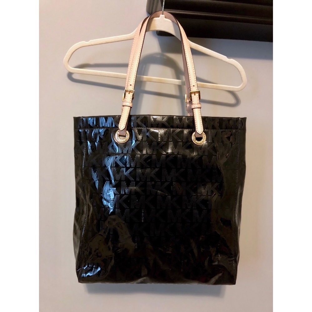 Michael Kors Black Metallic Jet Set Tote